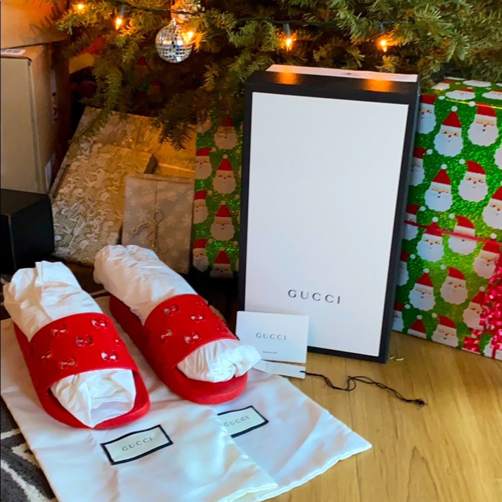 Never Worn: Gucci Men’s Slides